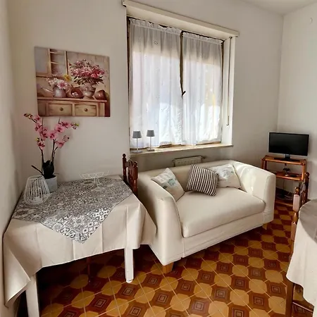 La Casa Di Giorgio Apartment *